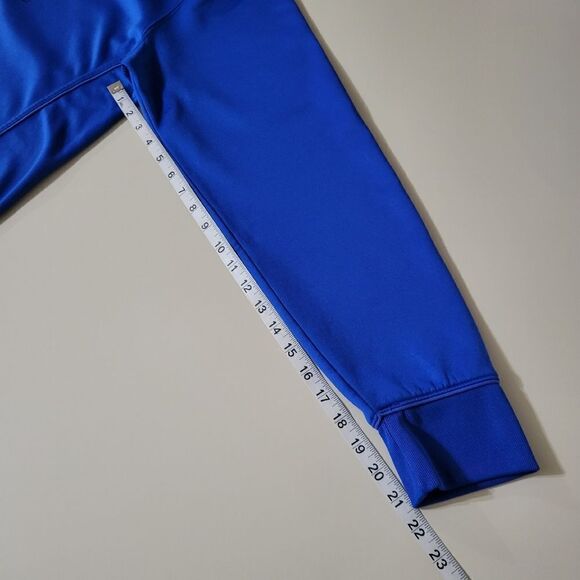 Nike Men's Therma-FIT Blue Hooded Creighton Bluejays Sweatshirt - Picture 6 of 14